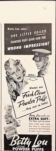 Anuncio impreso vintage militar Betty Lou Powder Puff 1942 mujer - Imagen 1 de 6