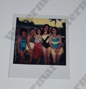 curvy woman in bikini with friends candid Original Polaroid Photo - Picture 1 of 1