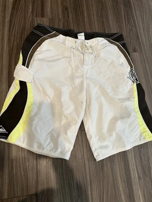 Bañador corto vintage Quicksilver Y2K tabla de surf bordado talla 34 marrón Foto 1 de 3