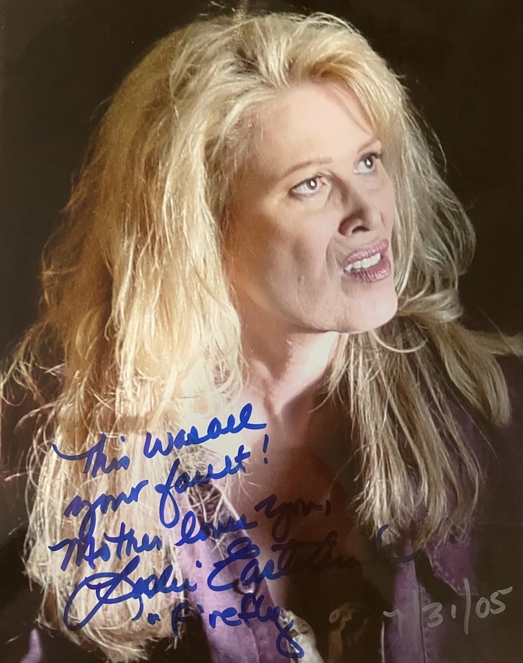 Foto firmada de 8x10 Leslie Easterbrook “The Devils Rejects” Foto 1 de 1