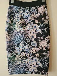 Coast Blue White Black Floral Skirt Size 6 Womens - Picture 1 of 5
