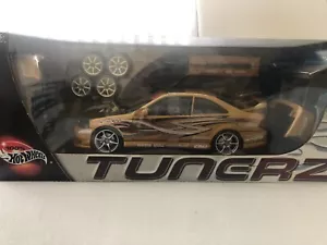 2002 Hot Wheels Tunerz Gold Honda Civic Si 56297 1:18 Scale Model NEW IN BOX - Picture 1 of 6
