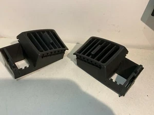 Porsche 968 944 Dash Air Vents 944.572.252.00 944 Black matched Pair VENTS C94 - Picture 1 of 6