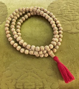 Einmalig schöne MALA Gebetskette aus Lotus-Samen aus Nepal 82cm - Imagen 1 de 2