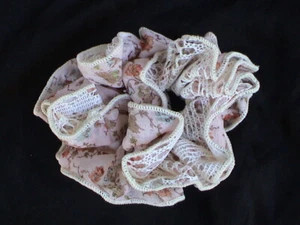 PINK/LIGHT YELLOW LACED SCRUNCHIE - VERY UNIQUE! VERY ELEGANT! COMBINE SHIPPING! - Picture 1 of 1