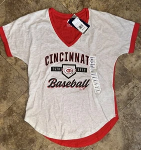 Majestic Cincinnati Reds Shirt Women’s Small Gray Red V-Neck NWT MLB Baseball - Picture 1 of 4