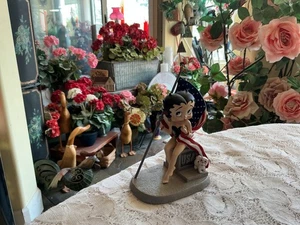 Westland Giftware Betty Boop Figurine American Flag 2002 God Bless America - Picture 1 of 7