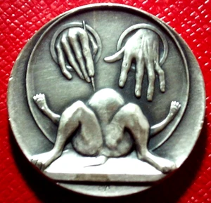 Cirugía Experimental Metal 48.5 Gramos.999 Plata Antigua Fina-Pioneros en Medicina - Imagen 1 de 3