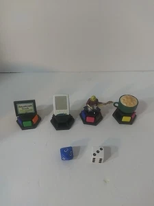 Trivial Pursuit edizione anni 90 gettoni e fustelle ricambio spedizione veloce - Foto 1 di 3