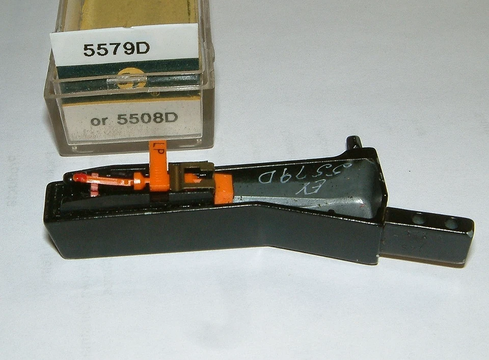 EV 5579D (5508D) CERAMIC Stereo CARTRIDGE & TETRAD B1D Needle 14-BID-V144 TESTED - Изображение 1 из 4