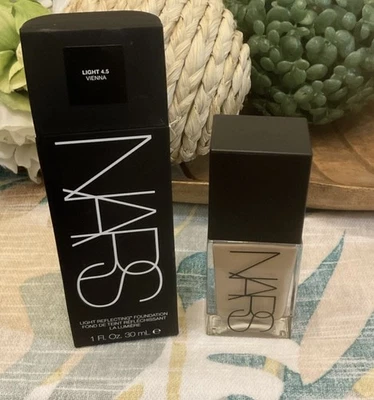 Nars Light Reflecting Foundation 1 fl oz - LIGHT 4.5 VIENNA - Image 1 of 4