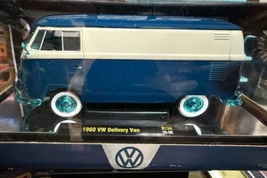 Chase M2 Machines 1:24 1960 Volkswagen Delivery Van Blue 1 of 750 pcs R134 25-06 - Picture 1 of 7