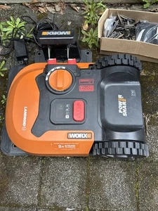 WORX Landroid M500 WR141E Mähroboter/Akkurasenmäher bis 500m² Rasenroboter WLAN - Picture 1 of 5