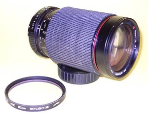 Tokina SD 35-200mm (!) zoom for Pentax K very good cond - Picture 1 of 5