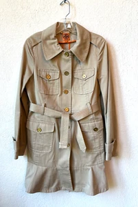 Gabardina Tory Burch con volantes y cinturón talla 8 - Imagen 1 de 15