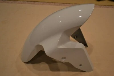 Para-lama dianteiro BMW S1000RR original do fabricante BMW 46618552143 BMW S1000R branco claro - Imagem 1 de 4