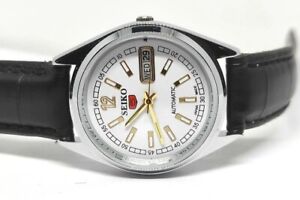 AUTOMATIC SEIKO 5 VINTAGE WHITE DIAL DAY/DATE WRIST WATCH JAPAN FREE SHIPING 