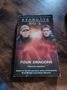 Stargate SG-1: Four Dragons Paperback - Bild 1 von 2