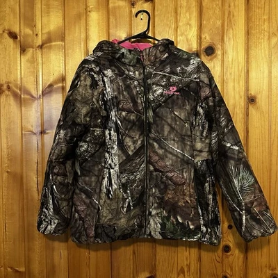 Camo/Hot Pink Insulated Jacket with Hood Size XL Mossy Oak - Image 1 of 4
