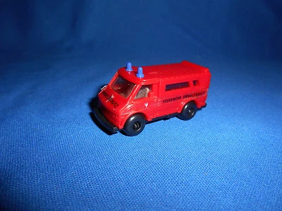 GERMAN FIRE FIGHTERS TRUCK #1 Emergency Vehicle Toy Plastic Toy Kinder Surprise - Image 1 of 4