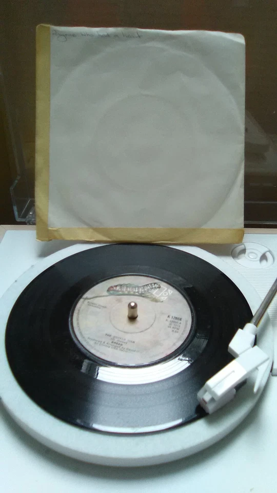 Bread: The Guitar Man 7" Vinyl Single - 1019/24 - Image 1 of 1