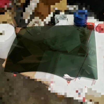 2007-2018 Toyota Tundra glass window passenger right rear tinted - Image 1 of 3