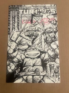 TMNT #4 1:10 Variant SIGNED Eastman Waltz Teenage Mutant Ninja Turtles IDW RI-A - Picture 1 of 1