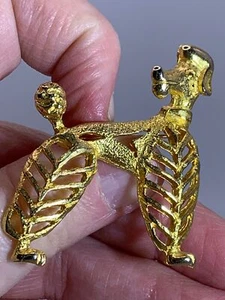 Dog Poodle Openwork Textured LESTER GREEN Vintage Gold Brooch Pin M-3853 - Picture 1 of 7