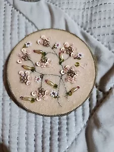 Vintage Stratton Powder Compact 60er Jahre Gold Perlen Blumen. - Bild 1 von 11
