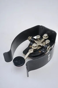 Vintage Knee Clamp J-37 Military Telegraph Key Keyer Morse Code KY116/U-- WWII - Zdjęcie 1 z 6