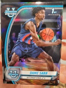 2024-25 Dame Sarr Bowman cromo U primer refractor negro #/10 - ¡DUQUE! #17 - Imagen 1 de 2