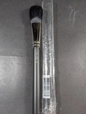 MAC 129 CEPILLO EN POLVO/RUBOR - NUEVO EN MANGA - CABELLO NATURAL DESCATALOGADO Foto 1 de 2