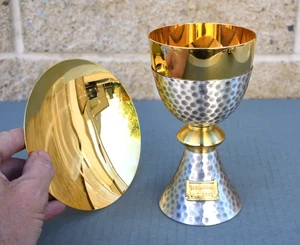 Jubilee 2000 Chalice and Paten Set, Gold and Silver Finish (CU2205) Chalice Co - Picture 1 of 14
