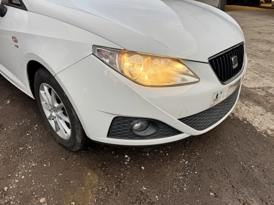 SEAT IBIZA Front Bumper 2008 2009 2010 2011 2012 in WHITE - Image 1 of 4