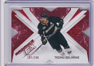 Teemu Selanne Radiance FX Carta Rossa RFX-17 #d 187/249 2022-23 UD SPX Hockey - Foto 1 di 2