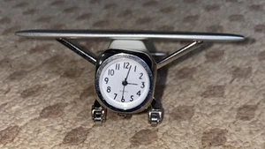 Platinum Quartz - Mini Plane Desk Clock - Picture 1 of 4