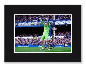 FOTO firmata 8x6 Mount Jordan Pickford pre stampa pronta da incorniciare Everton - Foto 1 di 3