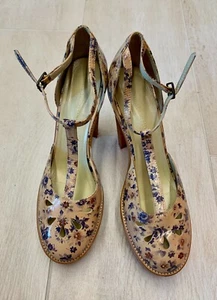 Opening Ceremony Floral T-Strap Platform Heels, Patent Leather, Size EU39/UK6 - Picture 1 of 4