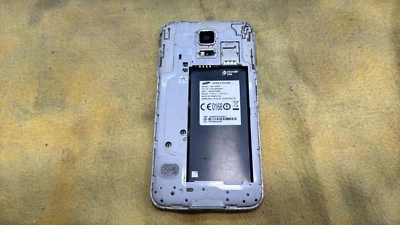 TG1089 Samsung Galaxy S5 Neo SM-G903F Mobile Phone Read Description - Image 1 of 4