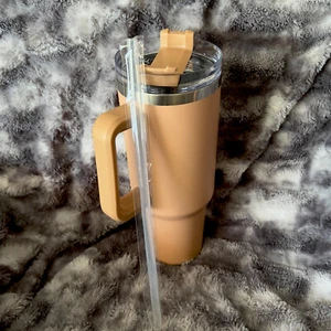 40oz Stainless Steel Insulated Tumbler W/Straw- Hot or Cold Coffee,Water & More - Picture 1 of 1