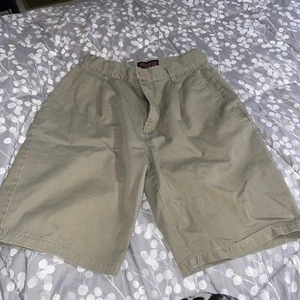 Men’s Size 32 Arctic Sporting Gear Shorts - Picture 1 of 4