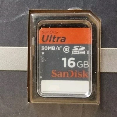SanDisk Ultra 16GB Class 10 30MB/s SDHC Card SDSDU-016G-T11 - Image 1 of 4
