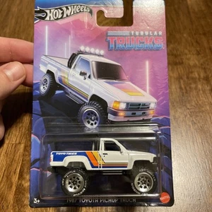 HOT WHEELS 1987 TOYOTA PICKUP TRUCK TUBULAR TRUCKS SERIES 2024 - Picture 1 of 4