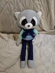 Spark Create Imagine mapache peluche sonajero orejas arrugadas bufanda copo de nieve invierno  - Imagen 1 de 6
