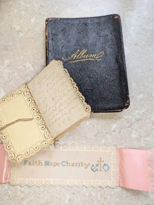 AUTOGRAPH ALBUM signatures paintings sketches verses EMBROIDERY & BOOKLET 1903 - Image 1 of 4