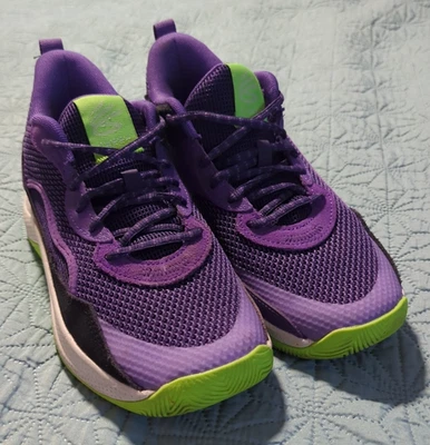 Zapatos de baloncesto Under Armour Curry 3Z 24 para niños púrpura lujoso - talla 6 juveniles Foto 1 de 4