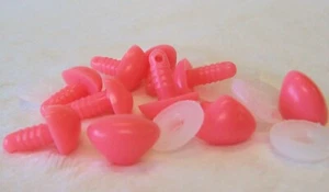 Osos atrevidos 9 mm ROSA TIPO D nariz de seguridad para osos, muñecas, artesanías (10 narices) - Imagen 1 de 1