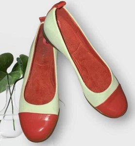 Aerosoles Becloud White Canvas | Red Cap Toe Ballerina Flat Shoe Women Sz 6  SB1 - Picture 1 of 13