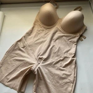 XXL Shapellx Prendas moldeadoras Body sin tirantes Control de abdomen Levantamiento de glúteos Sin costuras - Imagen 1 de 9