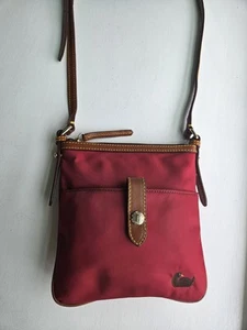 Dooney & Bourke Red Nylon Crossbody Shoulder Handbag Duck- Super Sharp! - Picture 1 of 15